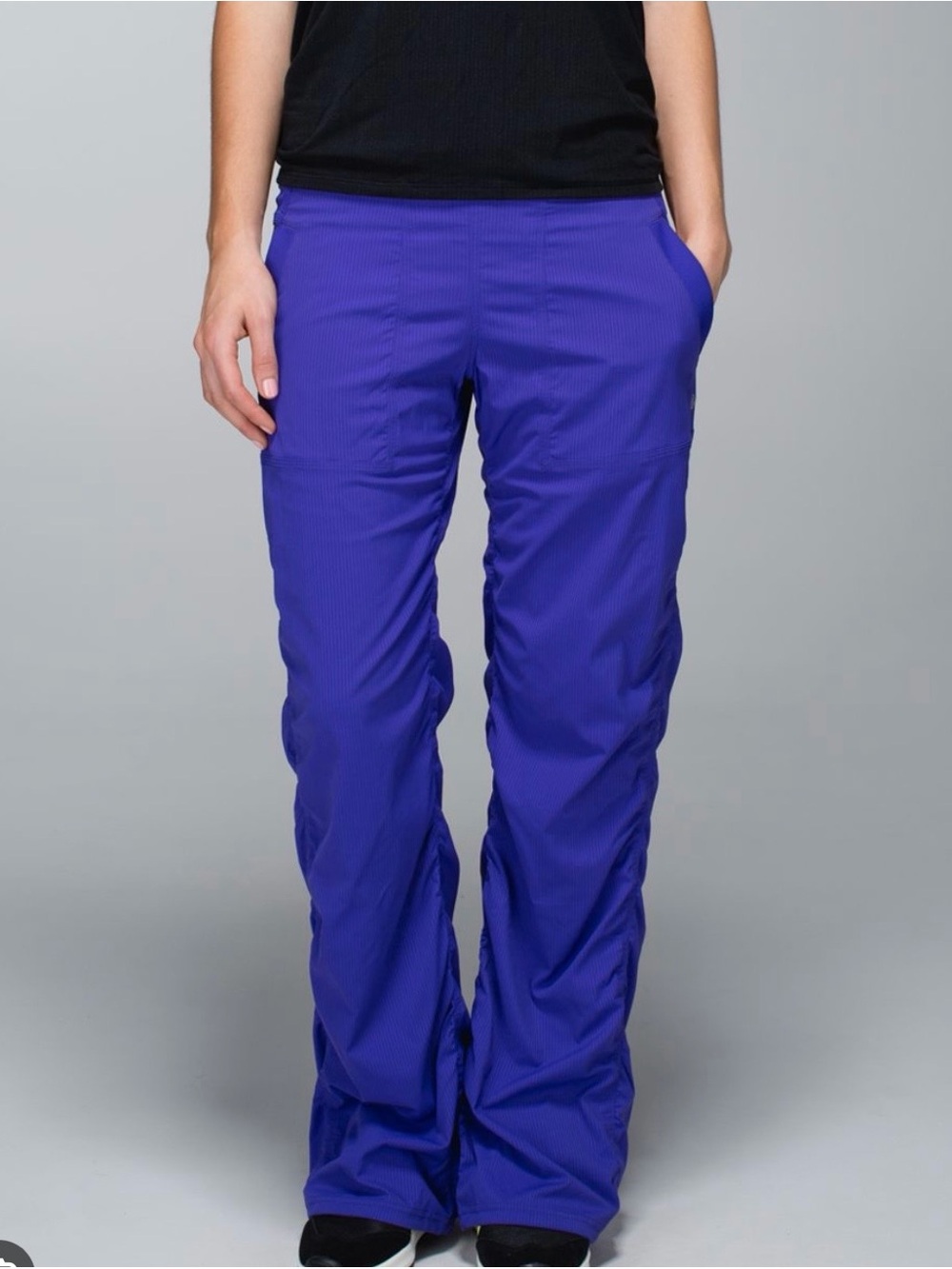 Lululemon Athletica Bruised Berry Dance Studio Pants *No Liner size 10 Large